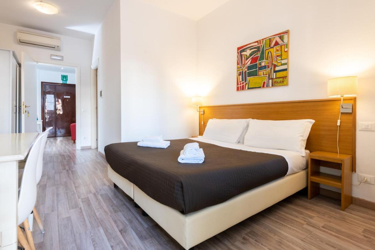 Aurelia Home Guest House Rome Extérieur photo